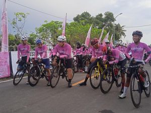 Tour of Kemala Belitong 2022: Lewat Balap Sepeda, UMKM Tergenjot Tour of Kemala Belitong 2022: Lewat Balap Sepeda, UMKM Tergenjot