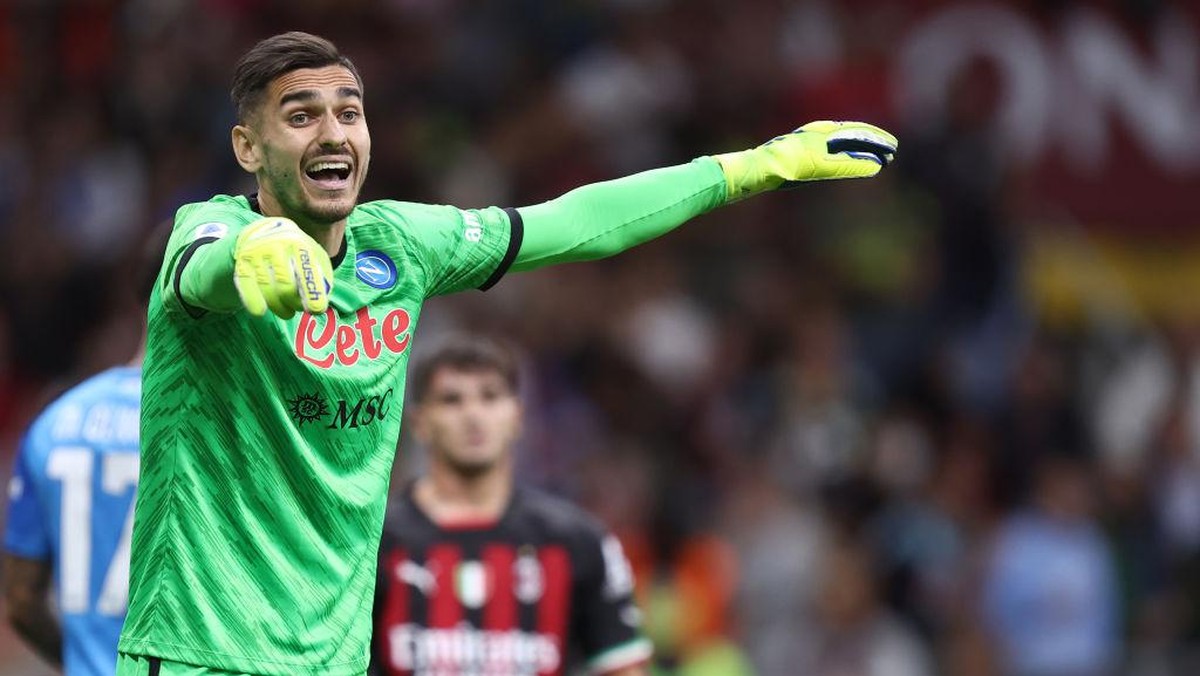Alex Meret tampil apik bersama Napoli awal musim ini (Foto: DeFodi Images via Getty Images/DeFodi Images)