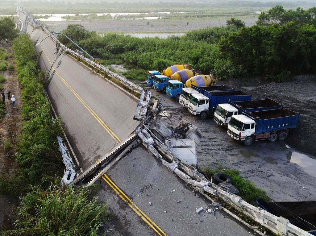 Penampakan Mengerikan Usai Gempa Dahsyat di Taiwan
