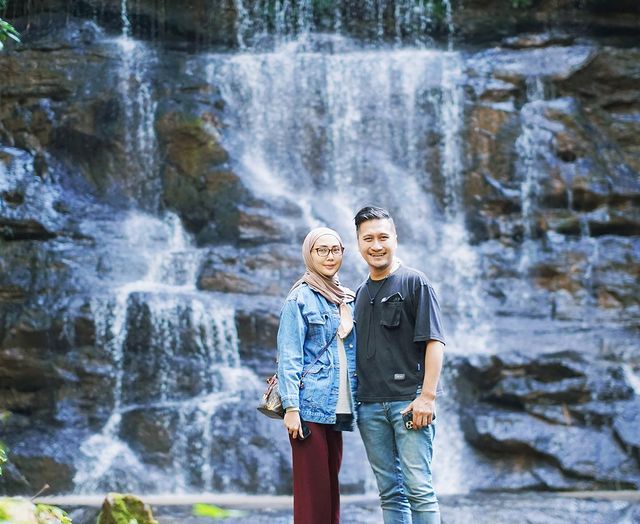 Arie Untung dan Fenita Arie Arie Untung dan Fenita Arie