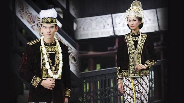 Baju Adat Takwo Kalimantan Timur