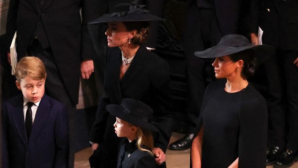 Foto: Beda Gaya Kate Middleton - Meghan Markle di Pemakaman Ratu Elizabeth