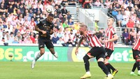 Xhaka membuat sejumlah operan menjanjikan, salah satunya dimaksimalkan Gabriel Jesus untuk jadi gol kedua the Gunners. Foto: Arsenal FC via Getty Images/Stuart MacFarlane
