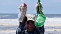 Aksi Sukarelawan El Salvador Peringati Hari Bersih-bersih Sedunia