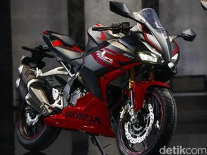 Honda CBR250RR Masih Bisa Minum Pertalite? Honda CBR250RR Masih Bisa Minum Pertalite?