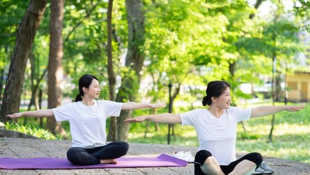 Ilustrasi yoga/ Foto: Freepik.com/timeimage