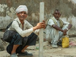 India Alami Lonjakan Kasus Bunuh Diri di Kalangan Buruh