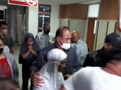 Jamintel Amir Yanto Jemput Jenazah Putranya Korban Laka Maut Tol Pejagan