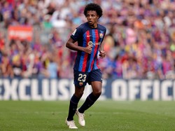 Kounde Tolak Tuchel karena Lebih Percaya Omongan Xavi