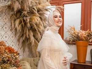 Klarifikasi Kartika Putri Minta Capres Ngaji, Netizen Riuh di Medsos Klarifikasi Kartika Putri Minta Capres Ngaji, Netizen Riuh di Medsos