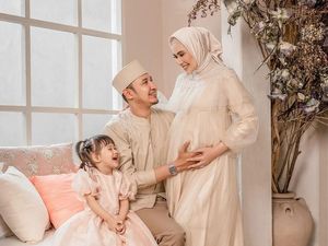 Kartika Putri dan Habib Usman Sebut Khalisa Tak Cemburu pada Adiknya Kartika Putri dan Habib Usman Sebut Khalisa Tak Cemburu pada Adiknya