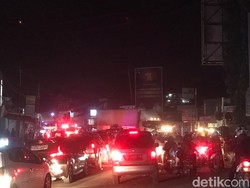 Cianjur-Sukabumi Habiskan Waktu 3 Jam gegara Ada Perbaikan Jembatan