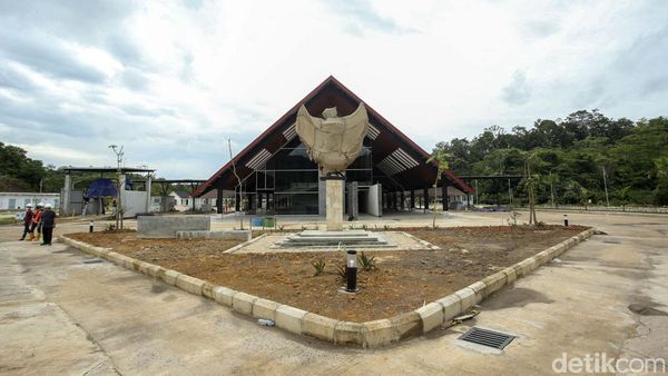 Melihat Pembangunan PLBN Jagoi Babang yang Hampir Rampung