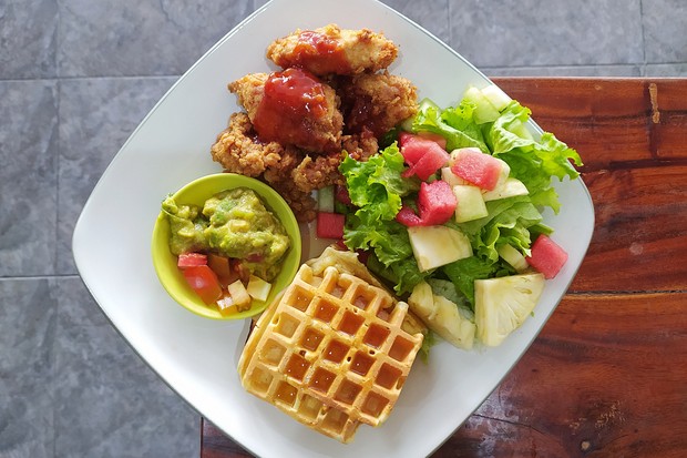 Menu Baru TFP, Chicken & Waffle / foto: dok. pribadi Menu Baru TFP, Chicken & Waffle