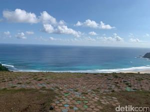Paralayang Modangan Malang, Menikmati Indahnya Pantai dari Ketinggian Paralayang Modangan Malang, Menikmati Indahnya Pantai dari Ketinggian