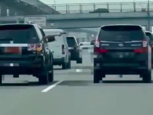 Bule Ngeluh Pengemudi Fortuner di Thailand Ngeselin: Mirip di Indonesia Bule Ngeluh Pengemudi Fortuner di Thailand Ngeselin: Mirip di Indonesia