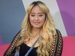 Alasan Anak Pinkan Mambo Akhirnya Bersuara soal Pelecehan Seksual Ayah Tiri