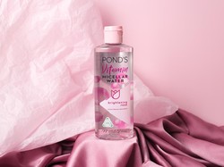 Tak Hanya Bersihkan Makeup, Ini 5 Manfaat Micellar Water