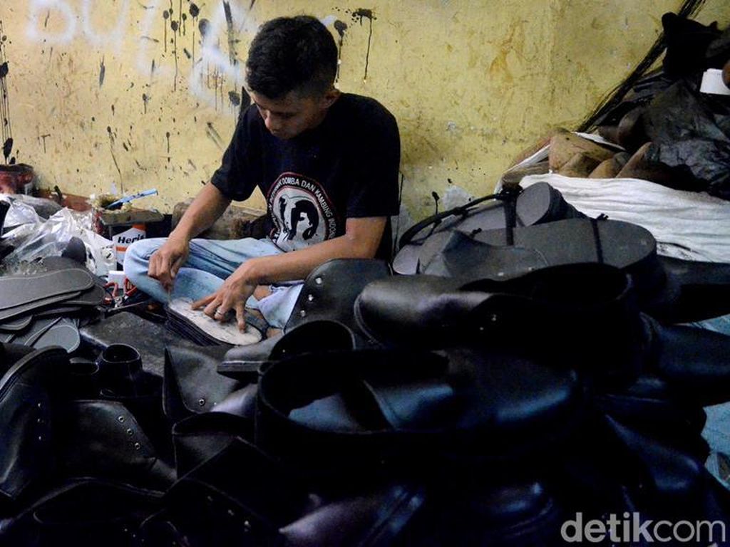 Contoh Pasar Monopoli, Beserta Pengertian dan Jenisnya Contoh Pasar Monopoli, Beserta Pengertian dan Jenisnya