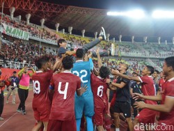 Saat Nama Shin Tae-yong Bergema di Stadion Gelora Bung Tomo
