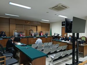 Bacakan Eksepsi, Terdakwa Korupsi Bank Banten Minta Dibebaskan dari Dakwaan