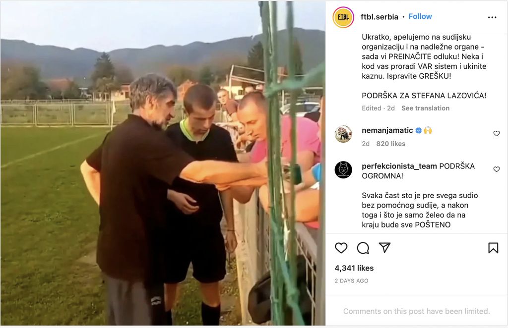 Postingan dukungan buat wasit yang dihukum akibat 'VAR' di HP.