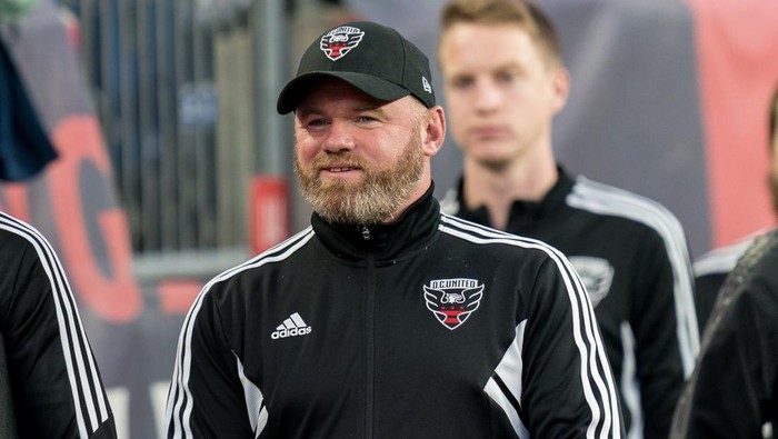 FOXBOROUGH, MA - AUGUST 13: D.C. United coach Wayne Rooney before a game between D.C. United and New England Revolution at Gillette Stadium on August 13, 2022 in Foxborough, Massachusetts. (Photo by Andrew Katsampes/ISI Photos/Getty Images).