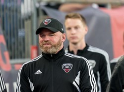 Rooney Pasang Badan untuk Maguire dan Alexander-Arnold