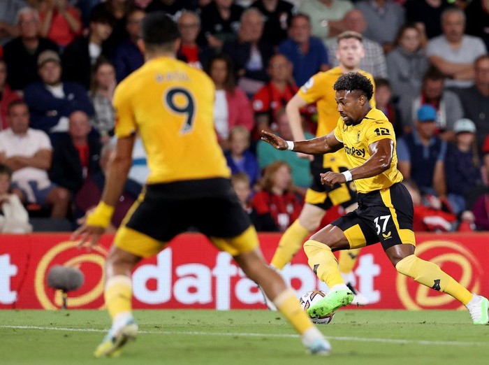 BOURNEMOUTH, ENGLAND - AUGUST 31: Adama Traore of Wolverhampton Wanderers runs with the ball during the Premier League match between AFC Bournemouth and Wolverhampton Wanderers at Vitality Stadium on August 31, 2022 in Bournemouth, England. (Photo by Jack Thomas - WWFC/Wolves via Getty Images)