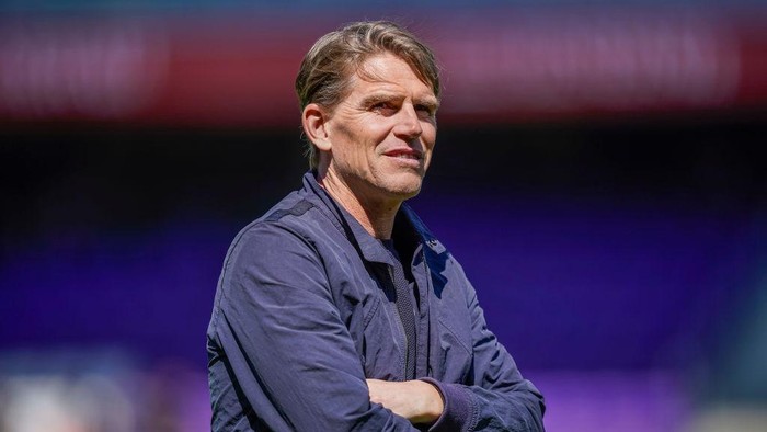 VIENNA, AUSTRIA - APRIL 17: Sports director Christoph Freund reacts prior to the Admiral Bundesliga match between FK Austria Wien and FC Red Bull Salzburg at Generali Arena on April 17, 2022 in Vienna, Austria. (Photo by Christian Hofer - FC Red Bull Salzburg/FC Red Bull Salzburg via Getty Images)