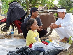 Tak Tega Anak 4 Tahun Ditinggal Ibu Jadi TKW, Dedi Mulyadi Beri Bantuan