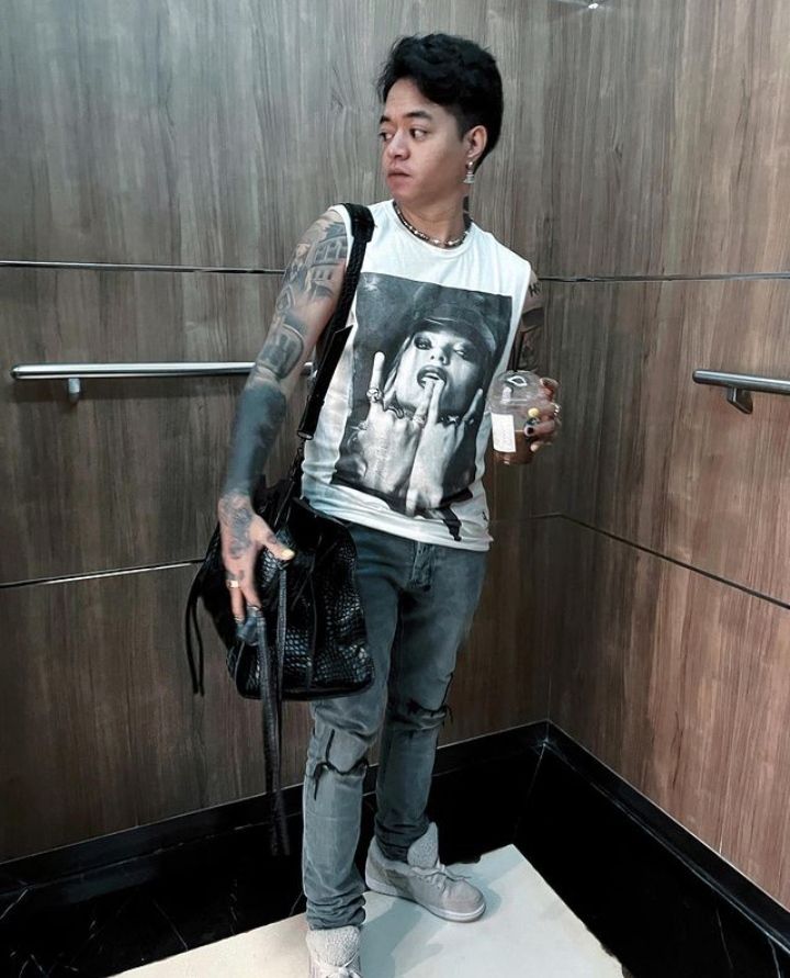 Mesranya Reza Arap dan Wendy Walters Saat Makan Warteg Berdua