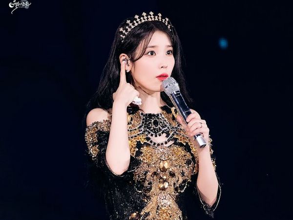 10 Gaya Mewah IU di Konser The Golden Hour, Bak Princess Hingga Ala Militer