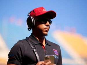 Begini Cara Kounde Balas Ledekan Fans Chelsea soal Gaji Begini Cara Kounde Balas Ledekan Fans Chelsea soal Gaji