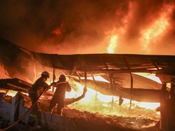 Penampakan Kebakaran di Pasar Tangerang, Hanguskan 22 Lapak Pedagang