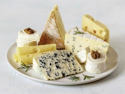 5 Jenis Keju Unik yang Jadi Tren Tantangan di TikTok, Berani Coba?