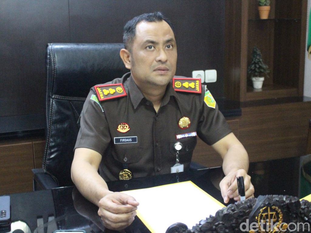 Berkas Kasus Sodomi Pejabat Kejari Bojonegoro Sedang Diteliti Jaksa Berkas Kasus Sodomi Pejabat Kejari Bojonegoro Sedang Diteliti Jaksa