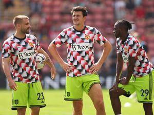 MU Suka Beli Pemain Kemahalan, Buang Uang Rp 3,45 T