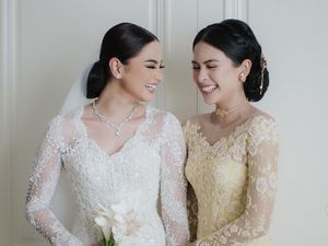 8 Gaya Maudy Ayunda di Pernikahan Adik, Cantik & Anggun Berkebaya Kuning 8 Gaya Maudy Ayunda di Pernikahan Adik, Cantik & Anggun Berkebaya Kuning