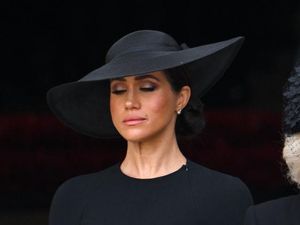 Meghan Markle Pernah Keguguran hingga Terpikir Mengakhiri Hidup Meghan Markle Pernah Keguguran hingga Terpikir Mengakhiri Hidup