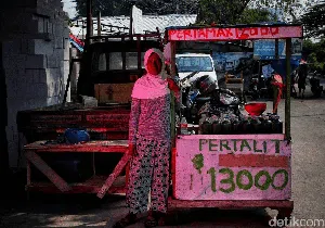 Mendengar Keluh Kesah Mereka yang Terdampak Kenaikan Harga BBM