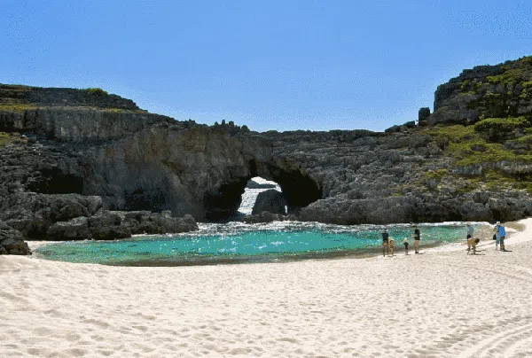 Menelusuri Gugusan Pulau Terindah di Jepang