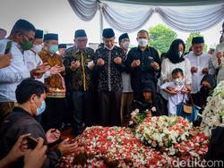 Azyumardi Azra dalam Kenangan Para Tokoh RI