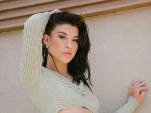 Ultah ke-20, Putri Bungsu Bill Gates Kian Cantik Ultah ke-20, Putri Bungsu Bill Gates Kian Cantik