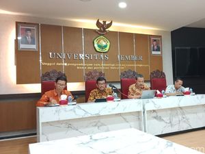 Tim Investigasi Unej Resmi Usut Dugaan Perploncoan Ospek Fakultas Teknik Tim Investigasi Unej Resmi Usut Dugaan Perploncoan Ospek Fakultas Teknik