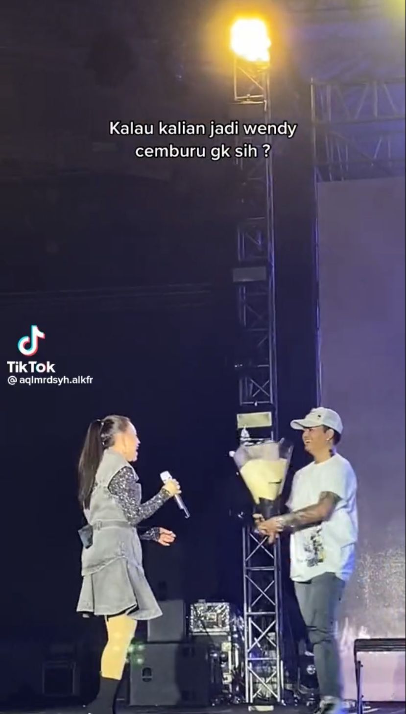 Reza Arap dan Rossa
