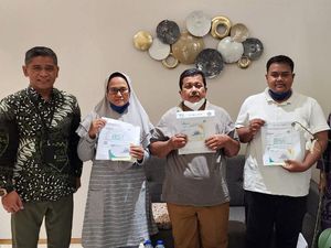 Banjir Bantuan Usai Uang Dimakan Rayap, Samin Mau Sumbang Bangun Masjid Banjir Bantuan Usai Uang Dimakan Rayap, Samin Mau Sumbang Bangun Masjid