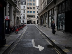 Inggris Krisis, Warga Berhemat Makan, Ada Pula yang Jadi PSK