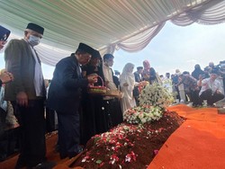 Wamenag Kenang Azyumardi Azra Ikon Cendekiawan Muslim Inspiratif