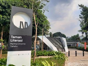 Cara ke Taman Martha Tiahahu Naik KRL, MRT, dan TransJakarta Cara ke Taman Martha Tiahahu Naik KRL, MRT, dan TransJakarta